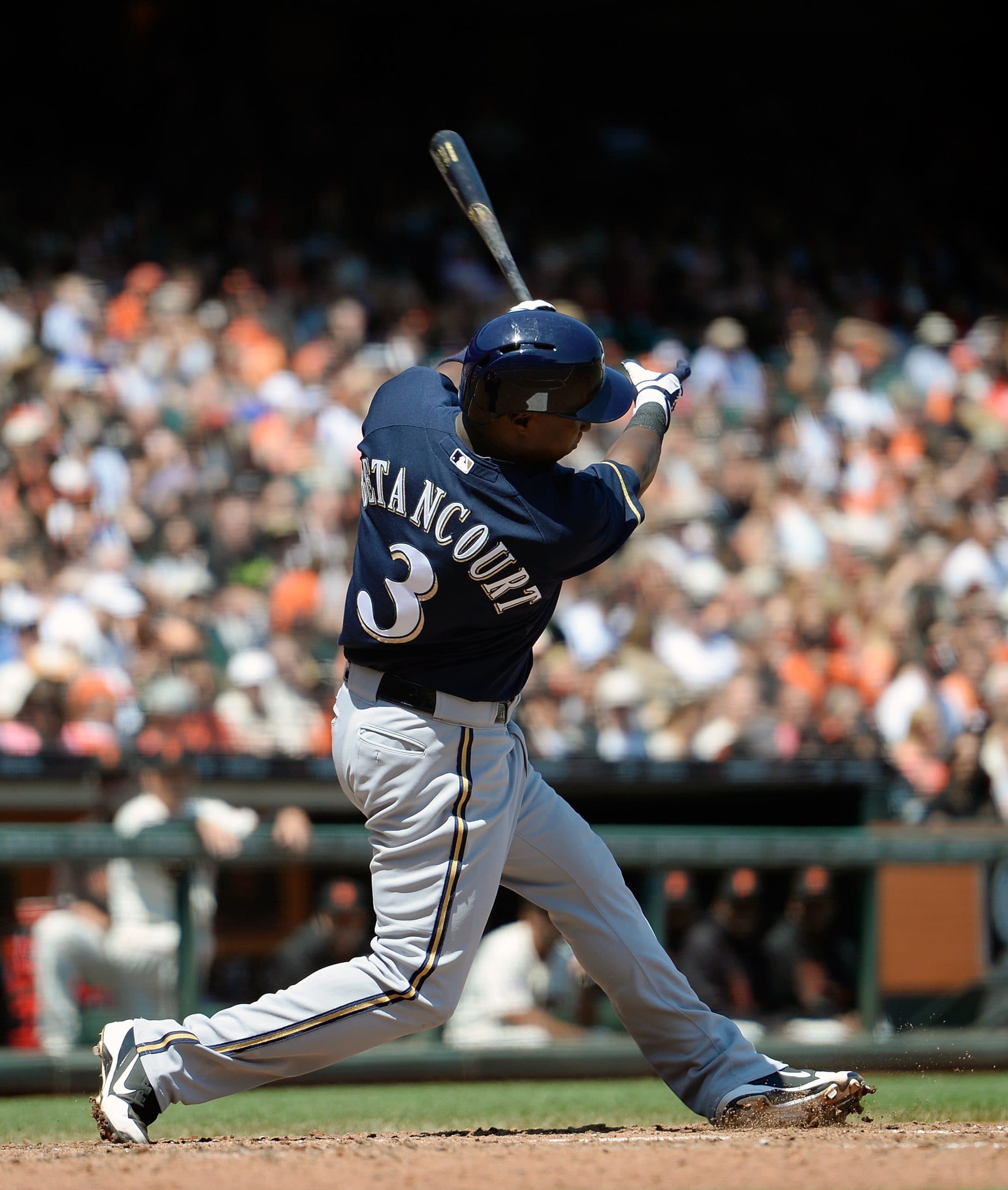 Former MLB, NPB SS Yuniesky Betancourt Collared In Miami On Insurance Fraud Charges