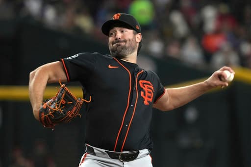 Robbie Ray throws a complete game, Giants beat Diamondbacks 7-2 to split 4-game series