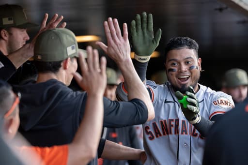 Kurtz homers for 3rd straight game to help the Athletics beat the Giants 5-2
