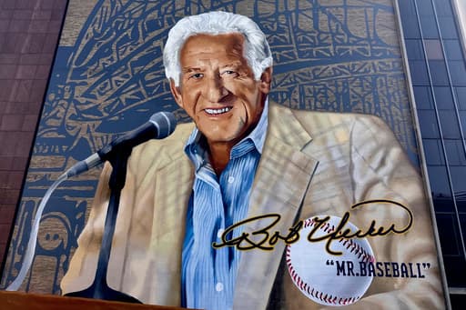 Milwaukee honors longtime Brewers broadcaster Bob Uecker with giant downtown mural