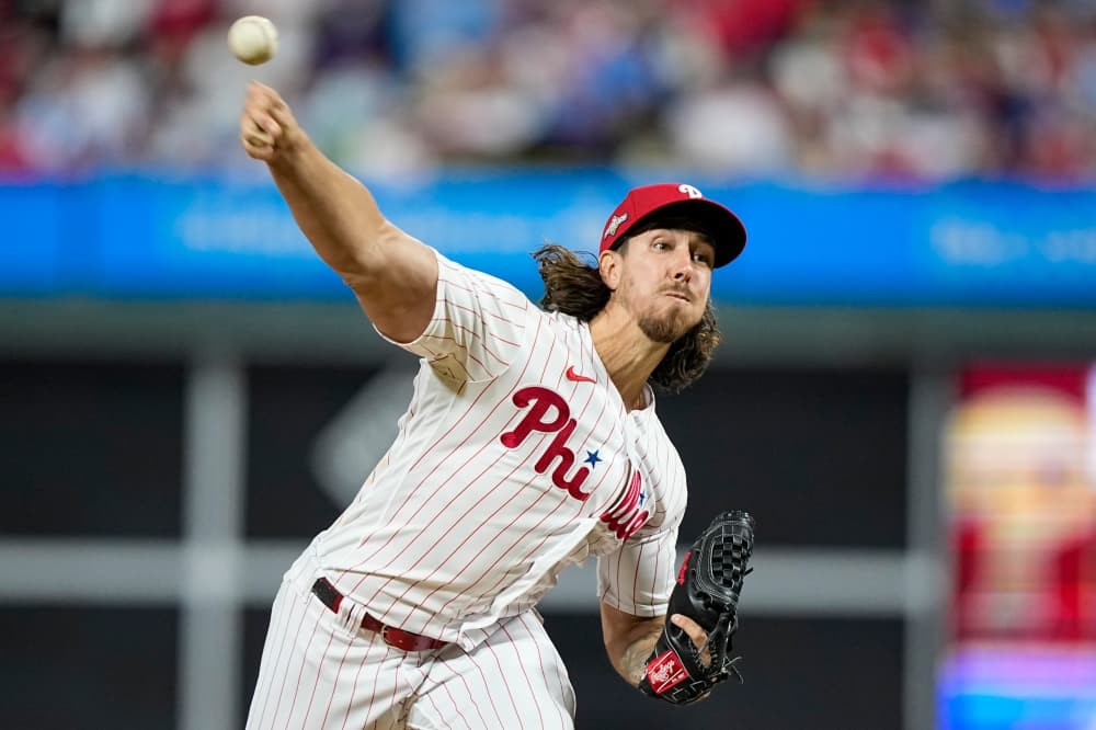 RHP Michael Lorenzen joins Texas Rangers, giving the World Series champs another starter