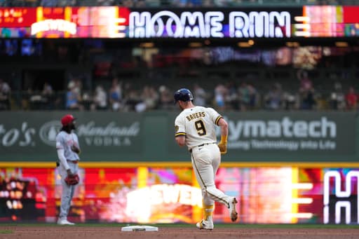 Jake Bauers and Jackson Chourio homer in Brewers’ 7-2 victory over Reds