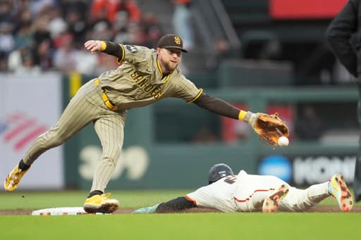 Freddy Fermin hits two-run homer to help back Yu Darvish as Padres beat Giants 4-1