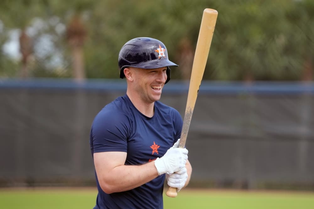 Tucker says Astros are best team and he’s open to signing a long-term deal along with Bregman
