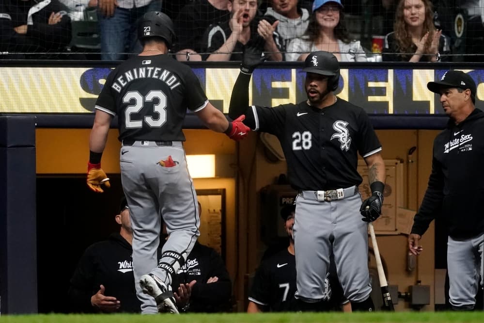 White Sox activate OF Andrew Benintendi from 10-day injured list