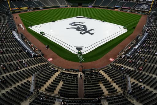 Atlanta Braves at Chicago White Sox game postponed because of rain