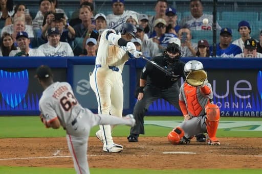 Ohtani hits 53rd homer to tie for NL lead as Dodgers top Giants 7-5