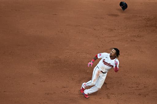 Guardians star 3B José Ramírez breaks bone in hand during win over Tigers, All-Star out indefinitely