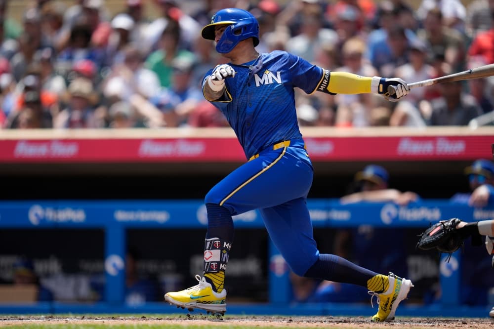 Twins’ Jose Miranda gets a hit in 12th consecutive at-bat, tying MLB record