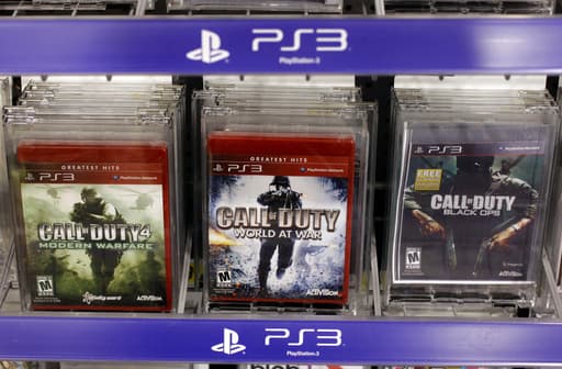 White House war promo videos marry action movies, sports and video games to real-life combat footage