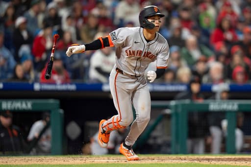 Jung Hoo Lee stars as the surging Giants beat Aaron Nola and the Phillies 11-4