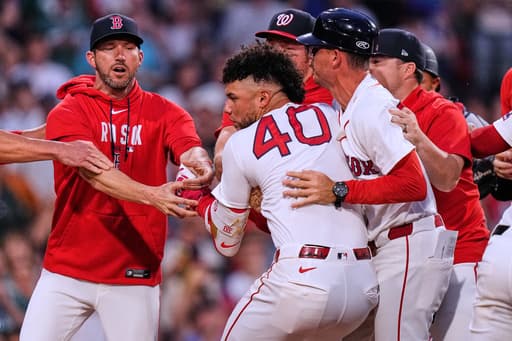 Red Sox slugger Willson Contreras offers emotional apology for role in bench-clearing incidents