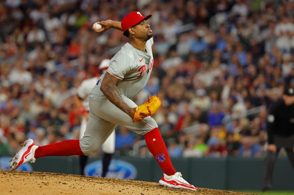 Orioles add another Philadelphia reliever, acquiring Gregory Soto from the Phillies