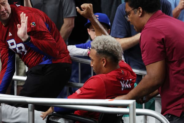 Mets Closer Edwin Diaz Has Surgery on Torn Patellar Tendon Suffered at World Baseball Classic