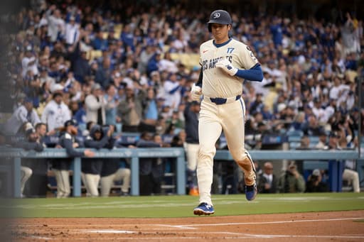 Teoscar Hernández hits tiebreaking homer in 8th inning and Dodgers beat Pirates 8-4