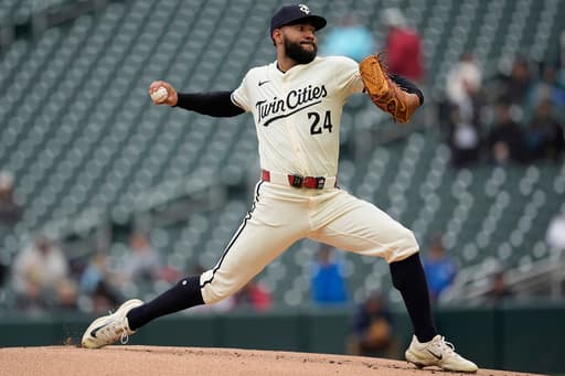 Twins top Mariners 10-1 after spark from Woods Richardson’s strong start and Larnach’s homer