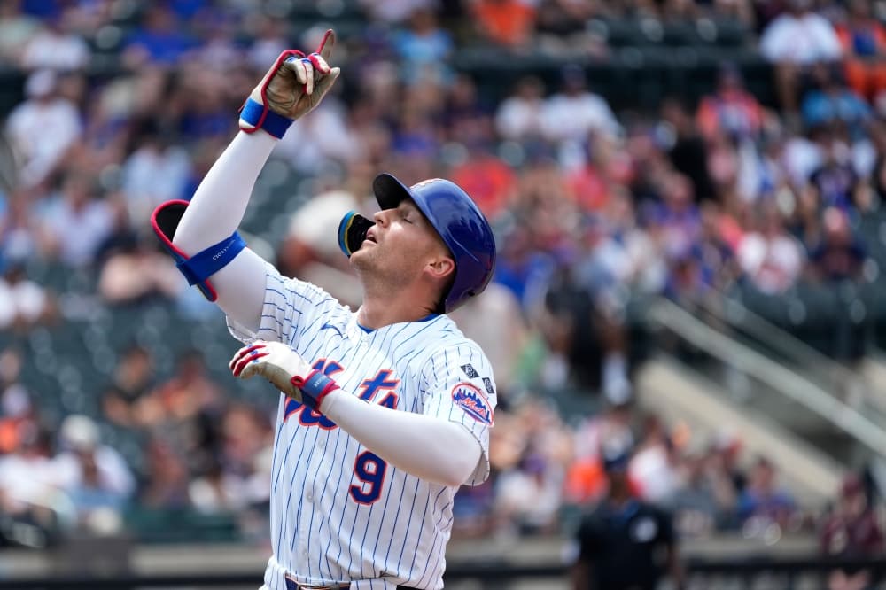Mets OF Brandon Nimmo sits out against Nationals after fainting in hotel room and cutting forehead
