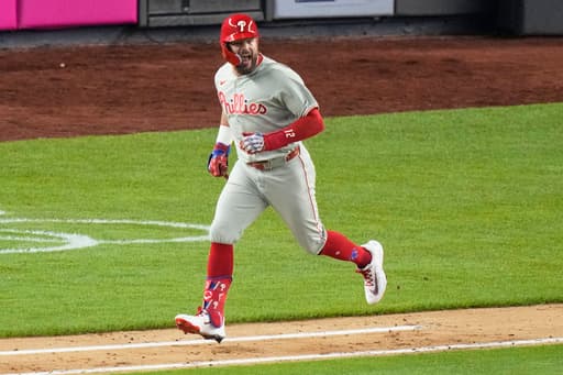 Schwarber’s 1,000th hit is 319th homer, topping McGwire for most to the mark