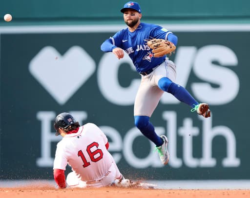 Red Sox take advantage of Toronto miscues, rally to win 4-3 in 10th and avoid 4-game sweep