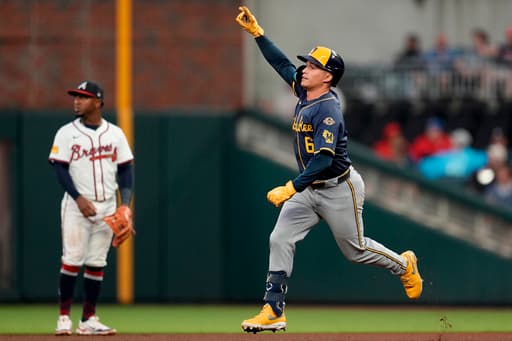 Twins start 3-game series at home against the Royals