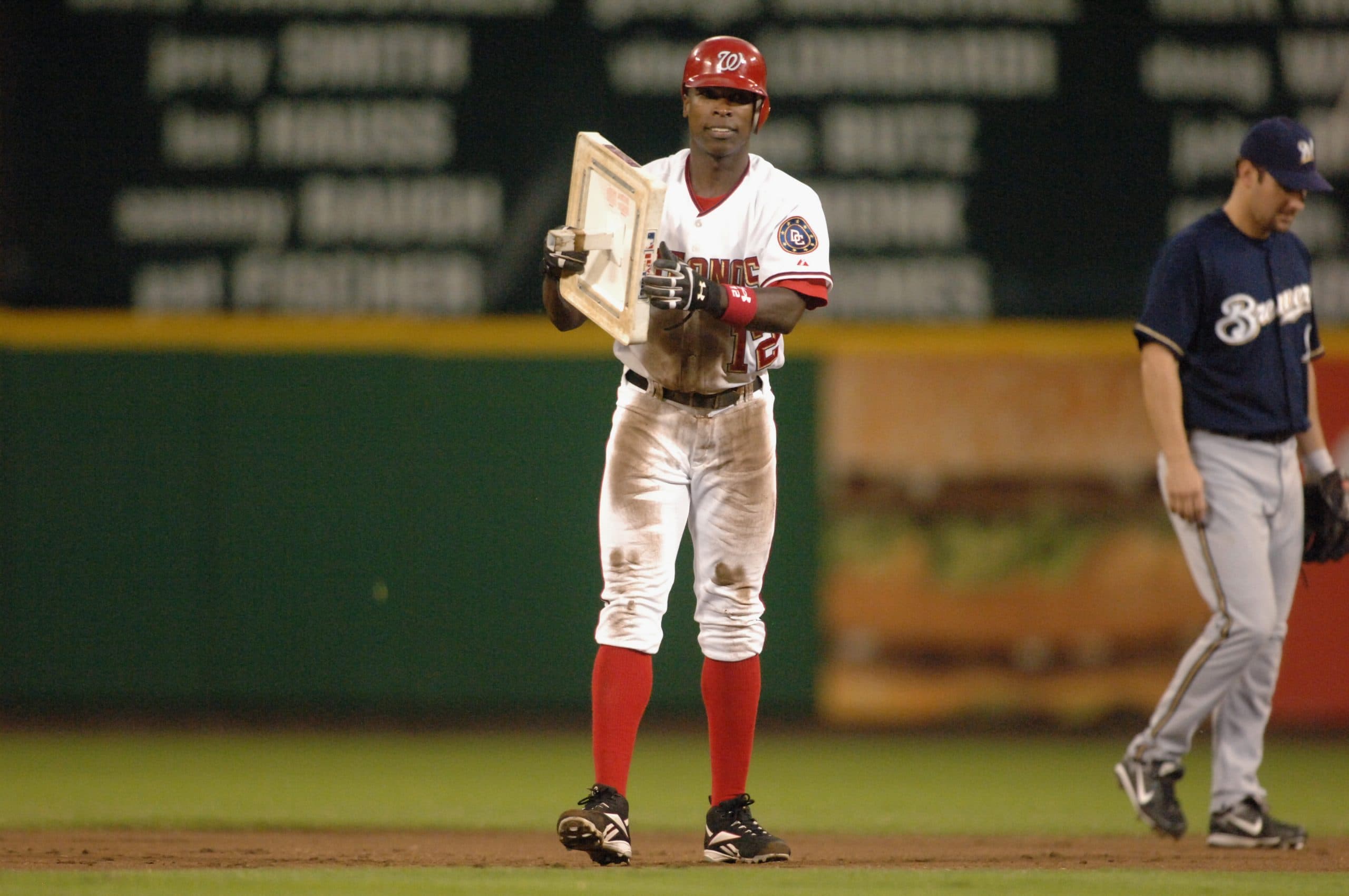 This Date in Baseball – Alfonso Soriano Becomes 3rd Player with 4 Seasons of 30 HRS and 30 SBs