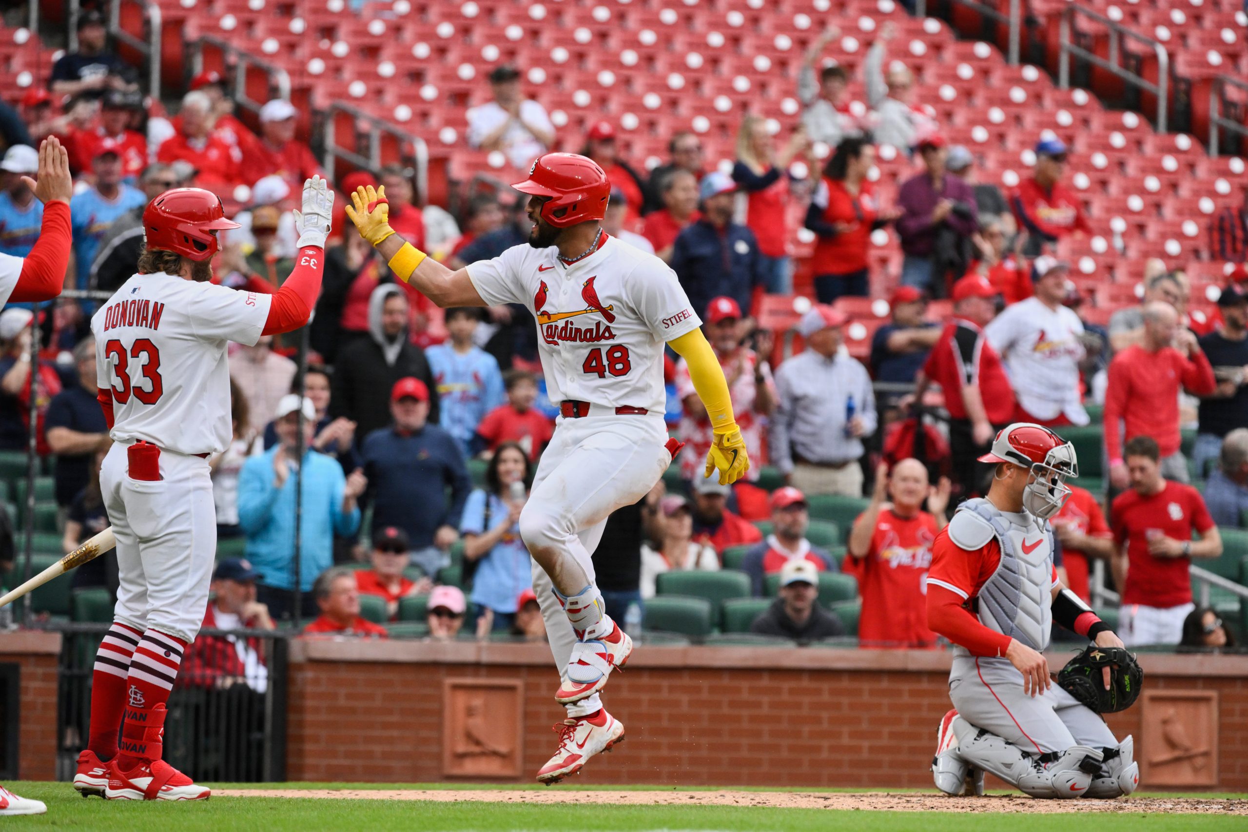 Ivan Herrera is the second Panamanian-Born MLB Player to hit 3 Home Runs in the same game