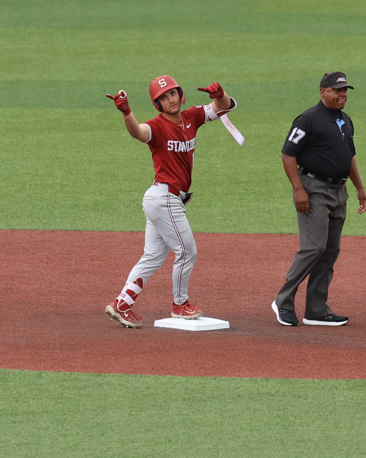Ethan Hott, of the Stanford Cardinals on Senior Day in ACC matchup against Boston College Eagles