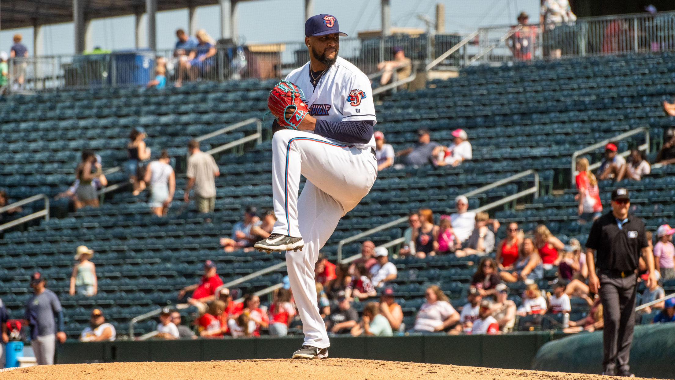 Robinson Piña yielded just one run on four hits in 5.0 innings to help Jacksonville beat Gwinnett. (Wyatt Lucovsky/Jacksonville Jumbo Shrimp)