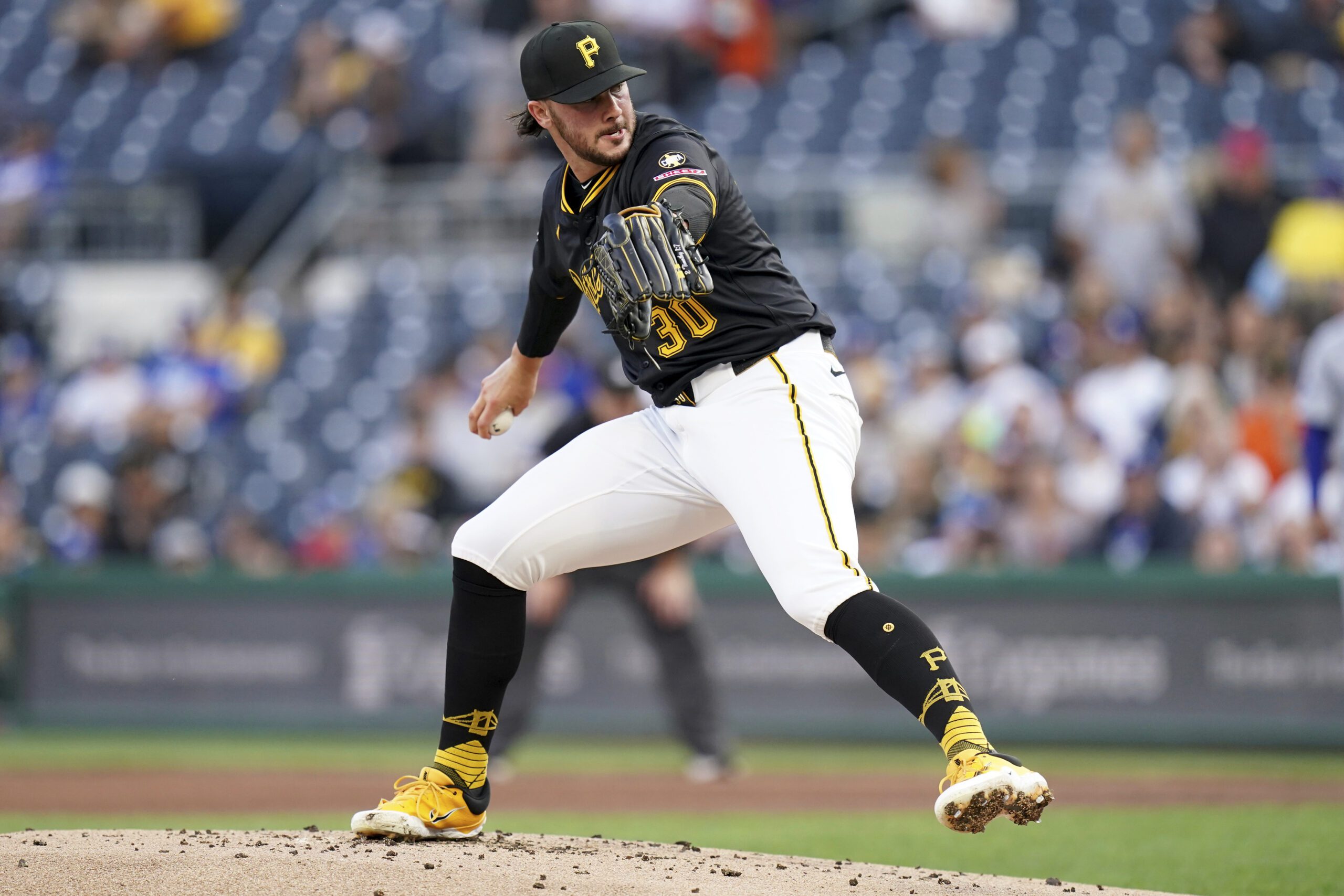 Paul Skenes pitches at PNC Park against the Los Angeles Dodgers