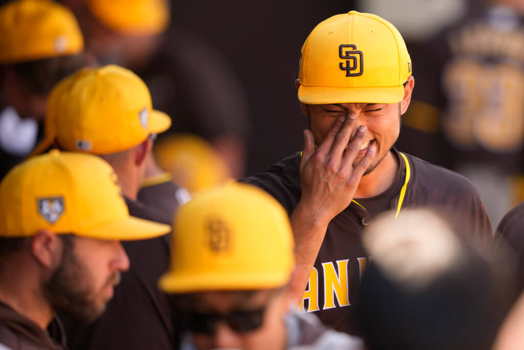 San Diego Padres starting pitcher Yu Darvish warms up before a baseball game against the Chicago White Sox, Saturday, Sept. 20, 2025, in Chicago. (AP Photo/Kamil Krzaczynski)