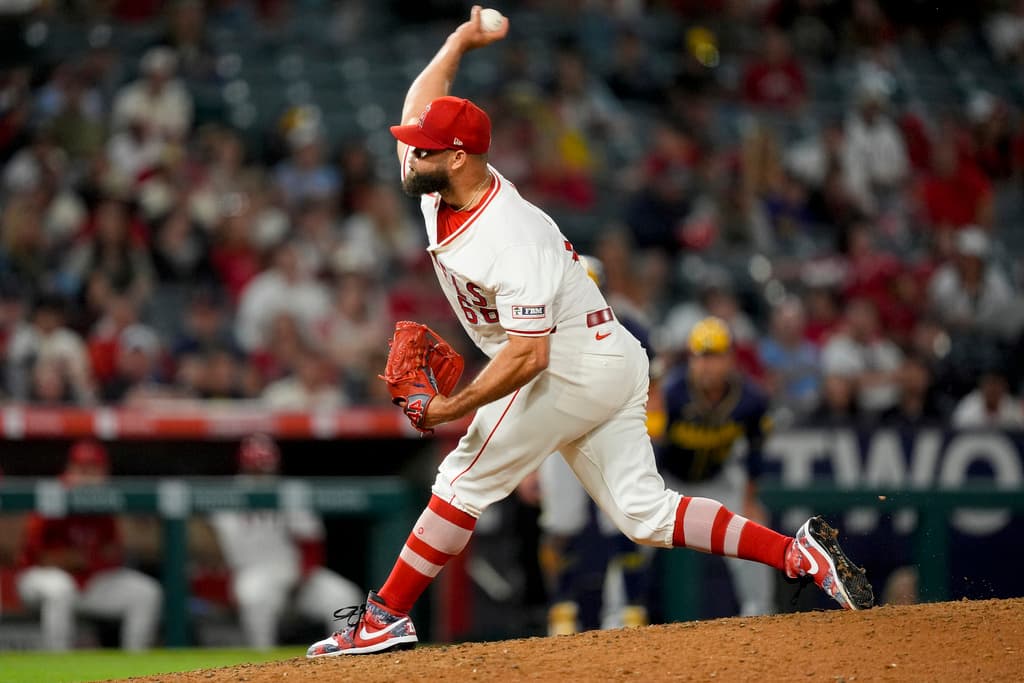 Title: Brewers Angels Baseball Image ID: 24170132785599 Article: Los Angeles Angels relief pitcher Luis Garcia throws during the sixth inning of a baseball game against the Milwaukee Brewers on Monday, June 17, 2024, in Anaheim, Calif. (AP Photo/Ryan Sun)