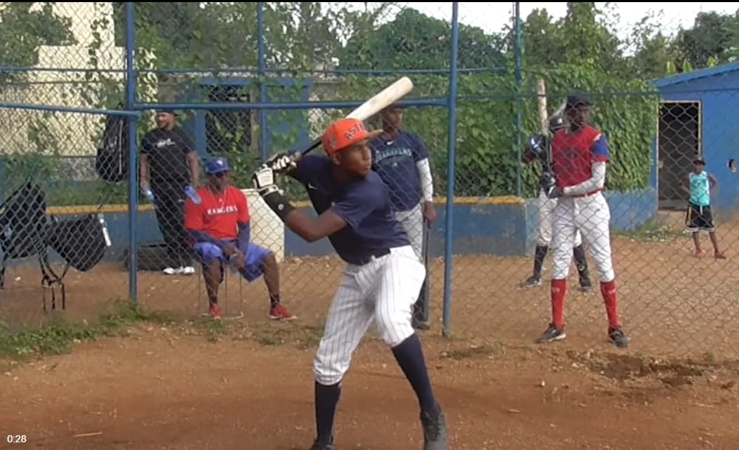 Top-intl-Prospect-Johenssy-Colome-SS-Athletics