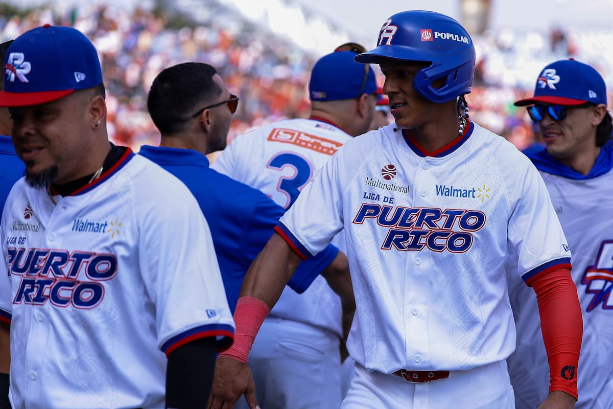 Cangrejeros de Santurce 5, Tomateros de Culiacán 4: Caribbean Series Opener in Guadalajara