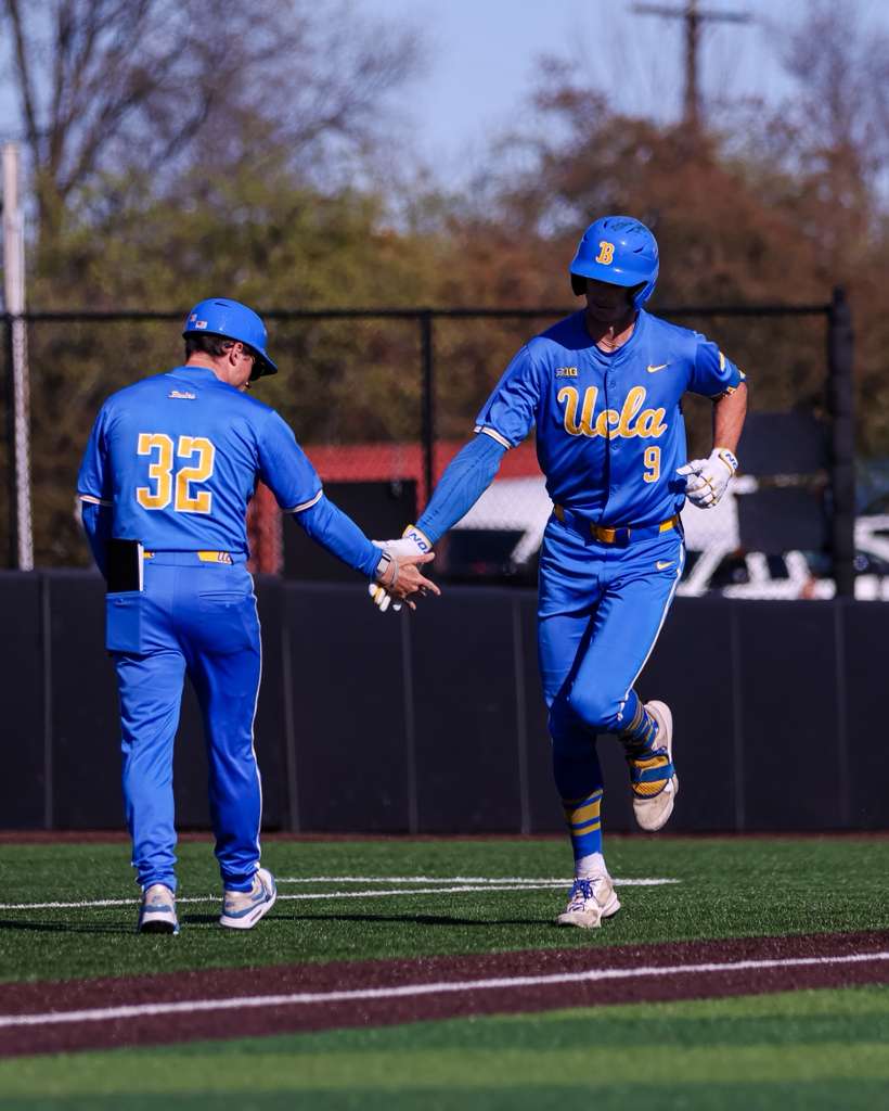 Will Gasparino UCLA celebrating run vs Rutgers