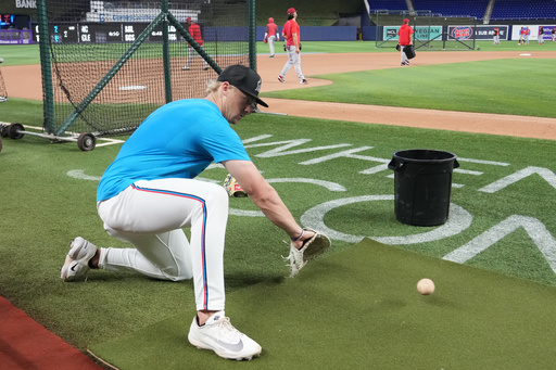 Marlins to activate Kyle Stowers from the injured list Sunday for season debut