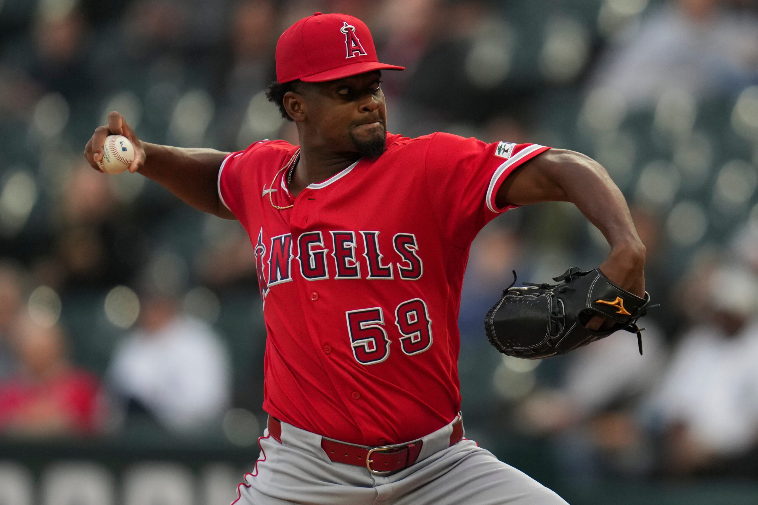Los Angeles Angels starting pitcher José Soriano (59) plays during a baseball game against the Chicago White Sox, Wednesday, April 29, 2026, in Chicago. (AP Photo/Erin Hooley)